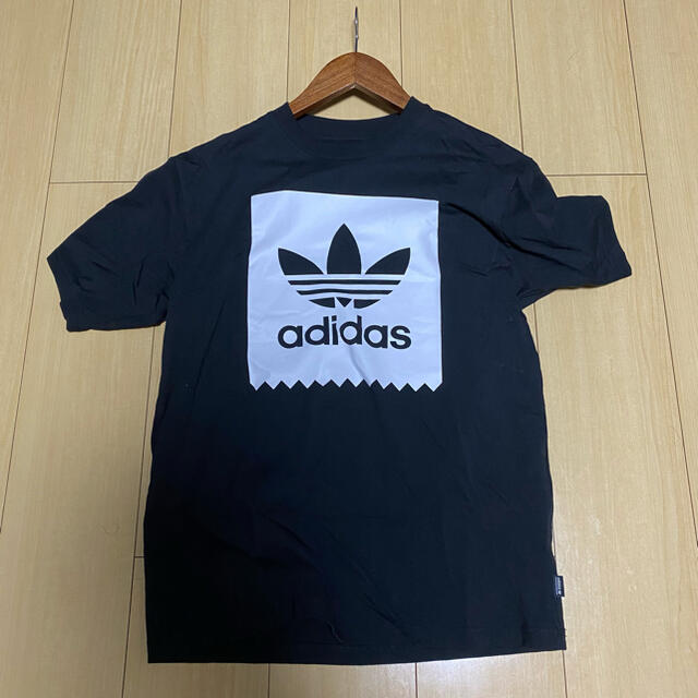 adidas(アディダス)のアディダス　tシャツ メンズのトップス(Tシャツ/カットソー(半袖/袖なし))の商品写真