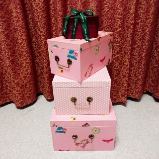 LAURA ASHLEY(ケース/ボックス)のフリマアイテム一覧 LAURA ASHLEY(ケース/ボックス)のフリマアイテム一覧