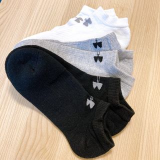 アンダーアーマー(UNDER ARMOUR)のアンダーアーマー　靴下　スポーツソックス(ソックス)