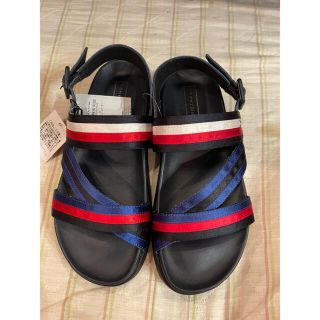 トミーヒルフィガー(TOMMY HILFIGER)の新品タグ付★トミーヒルフィガー　サンダル　半額以下！　23.0〜23.5センチ(サンダル)