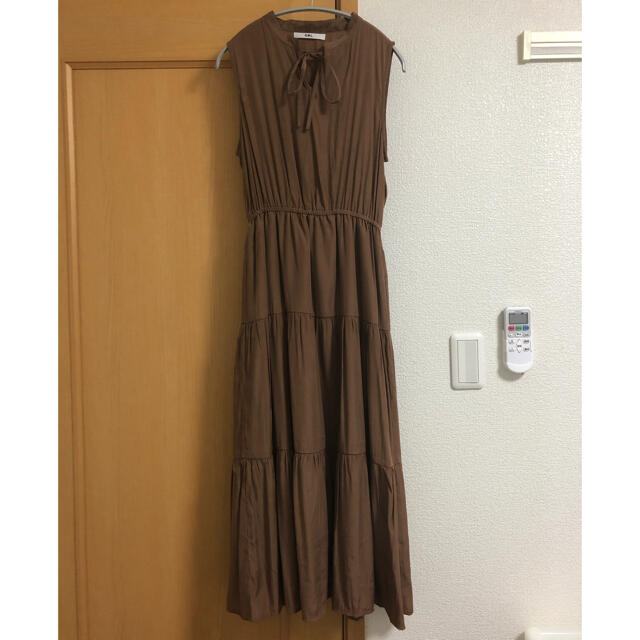 ZARA(ザラ)の新品ティアードワンピ。 レディースのワンピース(ロングワンピース/マキシワンピース)の商品写真