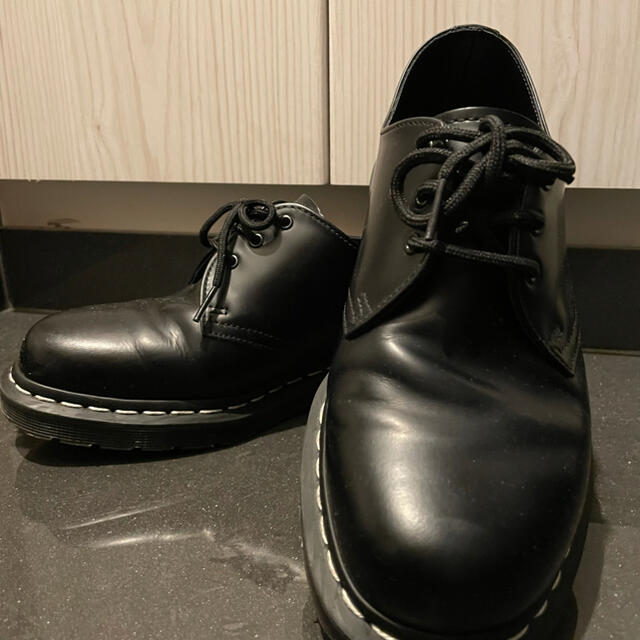 Dr.Martens(ドクターマーチン)のDr Martin 白ステッチ UK7 メンズの靴/シューズ(ドレス/ビジネス)の商品写真