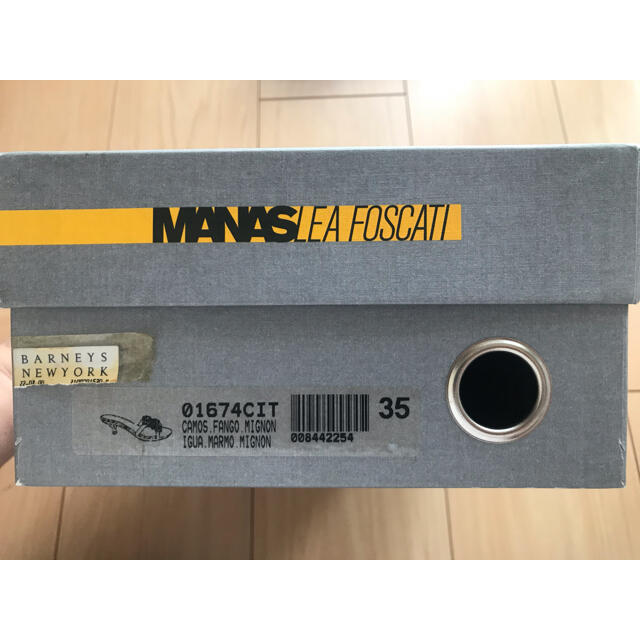 BARNEYS NEW YORK(バーニーズニューヨーク)の【新品未使用】MANAS LEAFOSCATI サイズ35 レディースの靴/シューズ(サンダル)の商品写真