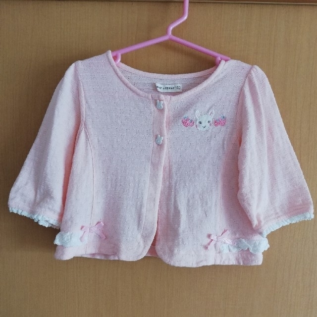 coeur a coeur(クーラクール)のクーラクール　夏物ボレロ　100　ピンク　USED キッズ/ベビー/マタニティのキッズ服女の子用(90cm~)(カーディガン)の商品写真