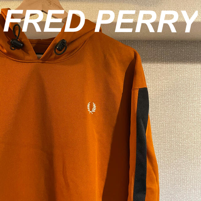 FRED PERRY パーカー