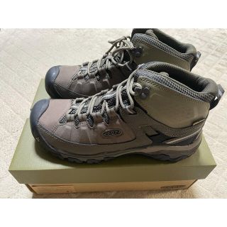 キーン(KEEN)のKEEN キーン mid WP メンズ 28.0 新品未使用(スニーカー)