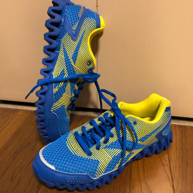 Reebok(リーボック)の【最終値下‼︎】reebok zignano スニーカー　26.5cm メンズの靴/シューズ(スニーカー)の商品写真