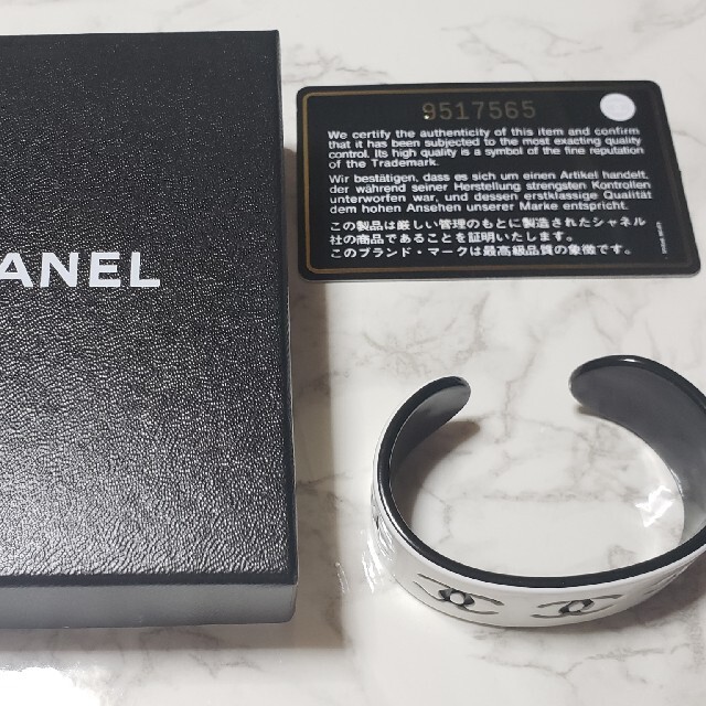 シャネル CHANEL 新品未使用 バングル