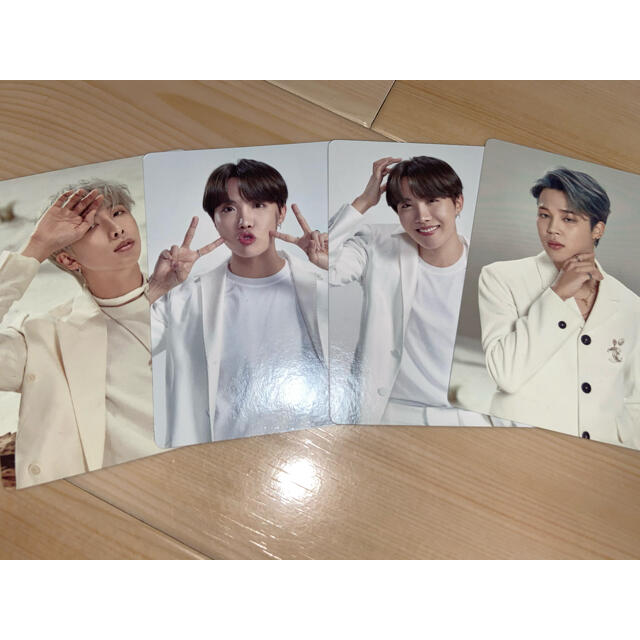 BTS MOS tour ミニフォト 4枚セット エンタメ/ホビーのCD(K-POP/アジア)の商品写真