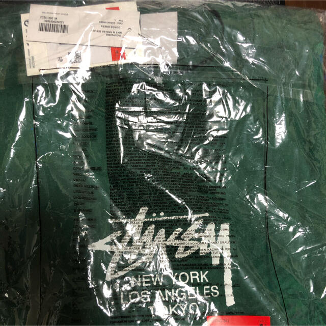 STUSSY(ステューシー)の緑 stussy nike ステューシー ナイキ tee Tシャツ world メンズのトップス(Tシャツ/カットソー(半袖/袖なし))の商品写真