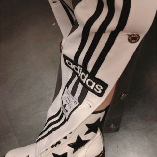 アディダス デニム ジーンズ レディース の通販 点 Adidasのレディースを買うならラクマ アディダス デニム ジーンズ レディース の通販 点 Adidasのレディースを買うならラクマ