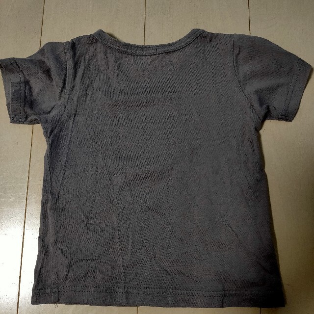 BeBe(ベベ)のbebe べべ　Tシャツ　半袖　100cm キッズ/ベビー/マタニティのキッズ服男の子用(90cm~)(Tシャツ/カットソー)の商品写真