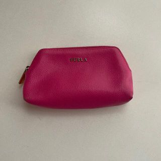 フルラ(Furla)のFURLA ショッキングピンク色　ポーチ(ポーチ)