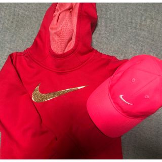 ナイキ(NIKE)のNIKE パーカー110　キャップ(ジャケット/上着)