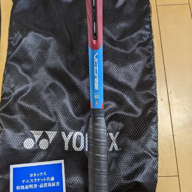 YONEX(ヨネックス)の新vcore100 スポーツ/アウトドアのテニス(ラケット)の商品写真