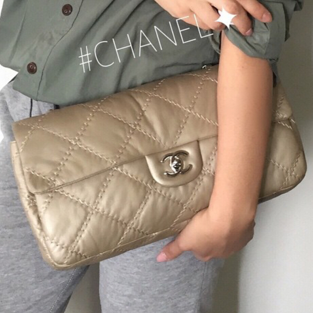 詳細CHANEL チェーンバッグ　シャンパンゴールド×シルバー