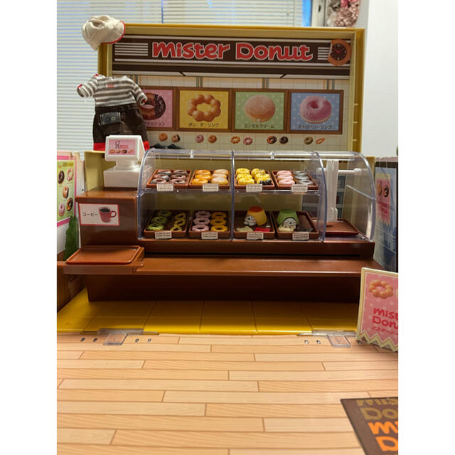 Takara Tomy(タカラトミー)のリカちゃん♡ ミスドand回転寿司 ハンドメイドのキッズ/ベビー(おもちゃ/雑貨)の商品写真
