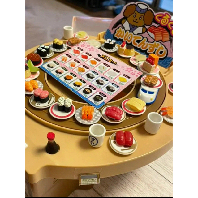 Takara Tomy(タカラトミー)のリカちゃん♡ ミスドand回転寿司 ハンドメイドのキッズ/ベビー(おもちゃ/雑貨)の商品写真