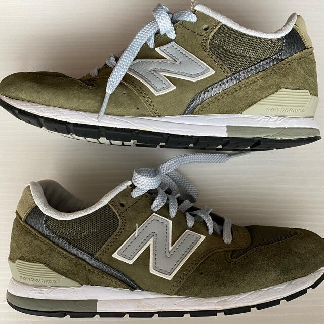 New Balance(ニューバランス)のニューバランス　MRL996 スニーカー　カーキ　23.5㎝ レディースの靴/シューズ(スニーカー)の商品写真