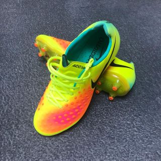 ナイキ(NIKE)の【新品】NIKE マジスタオーパス AG-PRO 26.0cm(シューズ)