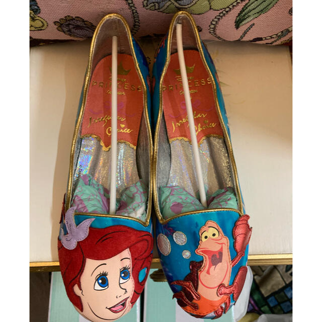 Disney(ディズニー)の【箱付き新品】イレギュラーチョイス  アリエル・セバスチャン パンプス38 レディースの靴/シューズ(ハイヒール/パンプス)の商品写真