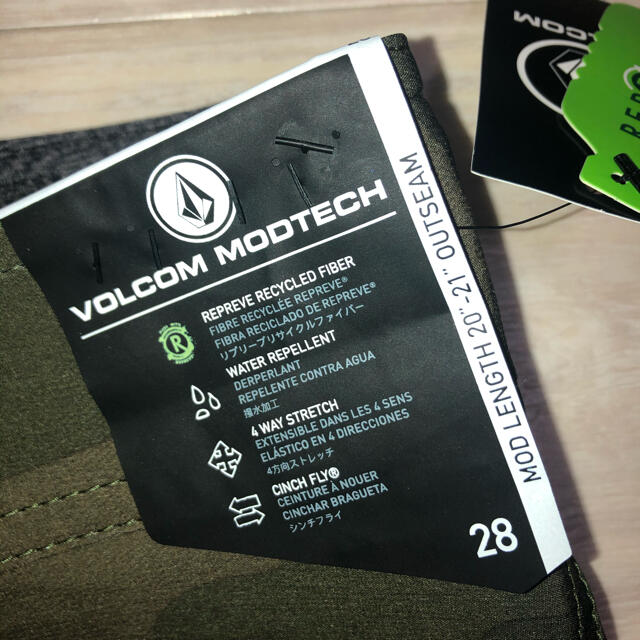 volcom(ボルコム)のVOLCOM ボルコム　迷彩　カモ柄　水着　サーフショーツ メンズの水着/浴衣(水着)の商品写真
