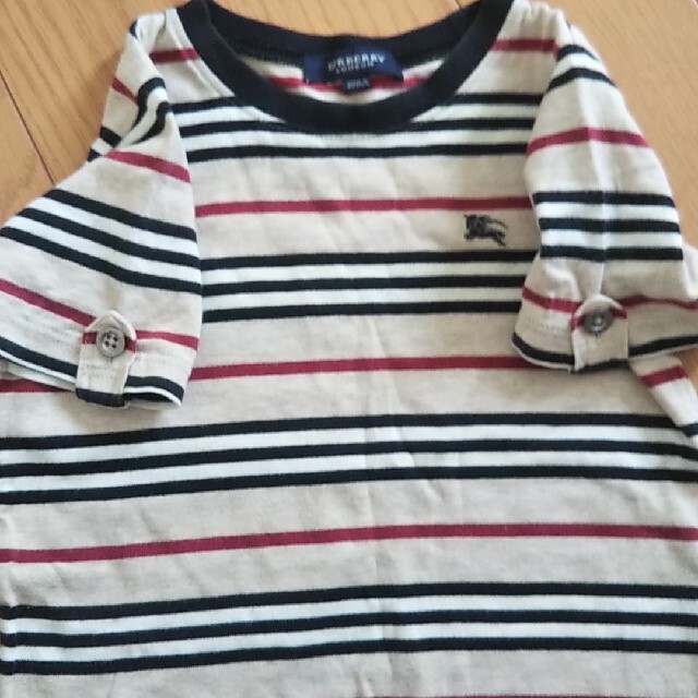 BURBERRY(バーバリー)のバーバリー BURBERRY ティシャツ 100 キッズ/ベビー/マタニティのキッズ服女の子用(90cm~)(Tシャツ/カットソー)の商品写真