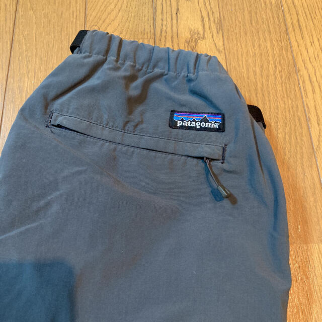 patagonia(パタゴニア)の売り切り希望❣️パタゴニア　men's Ｍ　グレー　パンツ　ボトムス メンズのパンツ(その他)の商品写真