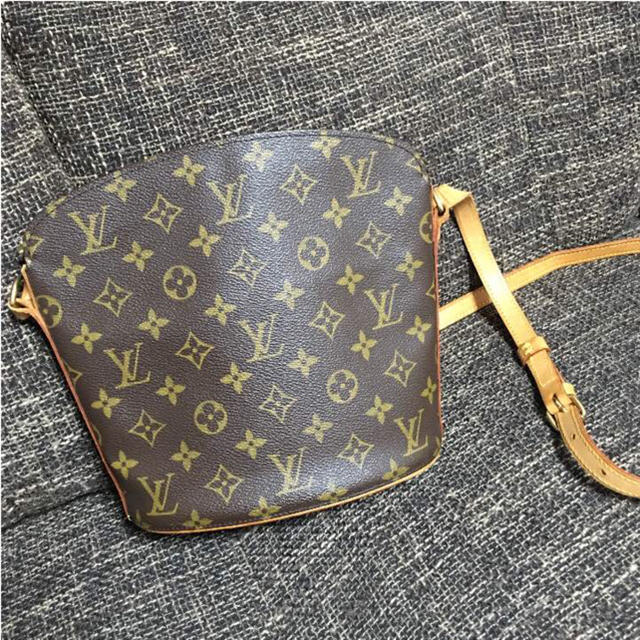 【最安値に挑戦】 LOUIS VUITTON - ご専用 ショルダーバッグ 【最安値に挑戦】 LOUIS VUITTON - ご専用 ショルダーバッグ