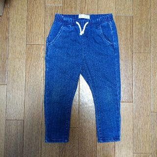 ザラキッズ(ZARA KIDS)のザラベビー　ジーンズ　98(パンツ/スパッツ)