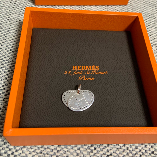 HERMES eclipse  ネックレス　H　トップ