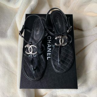 シャネル(CHANEL)のCHANEL サンダル　ブラック(サンダル)