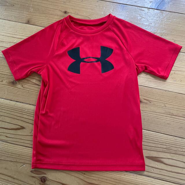 UNDER ARMOUR(アンダーアーマー)のUNDER ARMOUR Tシャツ スポーツ/アウトドアのトレーニング/エクササイズ(トレーニング用品)の商品写真