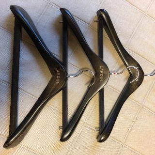 ラルディーニ  木製ハンガー３本セット　未使用(その他)