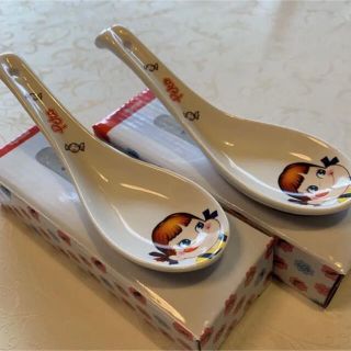 ペコちゃん　レンゲ　2点セット❣️(食器)