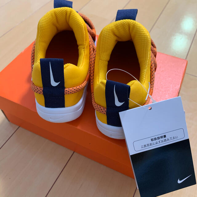 NIKE(ナイキ)のともみみ様専用　NIKE ナイキ　ノービス　16cm キッズ/ベビー/マタニティのキッズ靴/シューズ(15cm~)(スリッポン)の商品写真