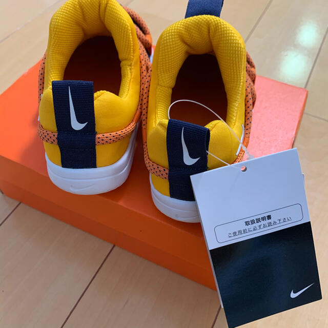 NIKE(ナイキ)のともみみ様専用　NIKE ナイキ　ノービス　16cm キッズ/ベビー/マタニティのキッズ靴/シューズ(15cm~)(スリッポン)の商品写真