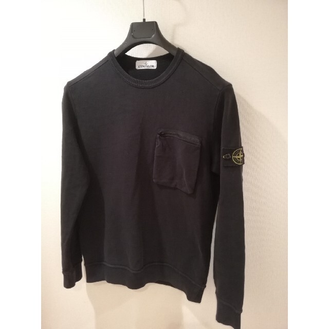 STONE ISLAND(ストーンアイランド)の最終プライス　ストーンアイランド　トレーナー　　正規商品 メンズのトップス(スウェット)の商品写真