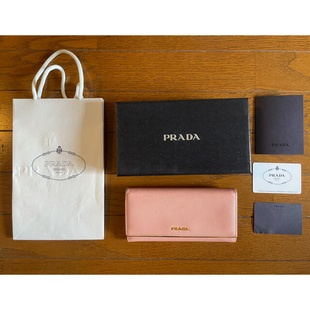 PRADA(プラダ)のプラダ　PRADA 長財布　サフィアーノ　ピンク レディースのファッション小物(財布)の商品写真