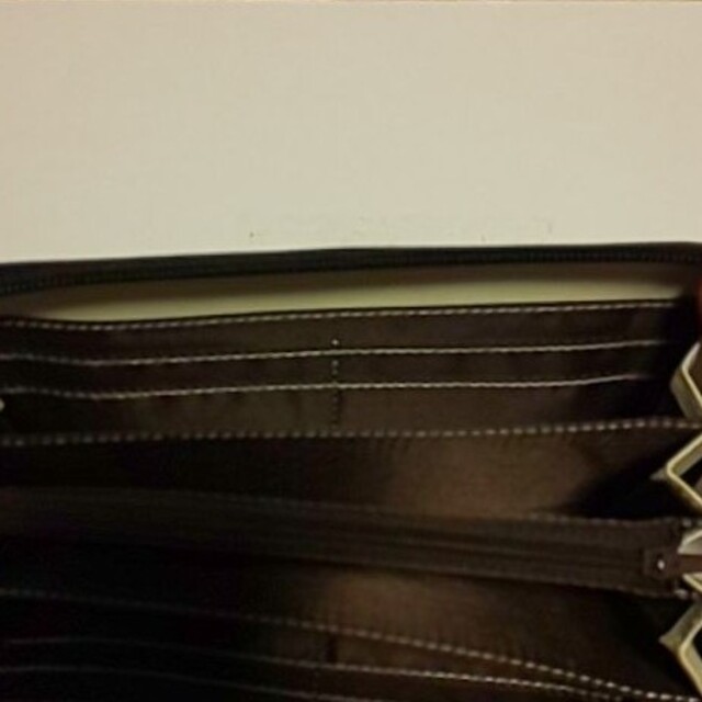 スヌーピーラウンドファスナー長財布 レディースのファッション小物(財布)の商品写真