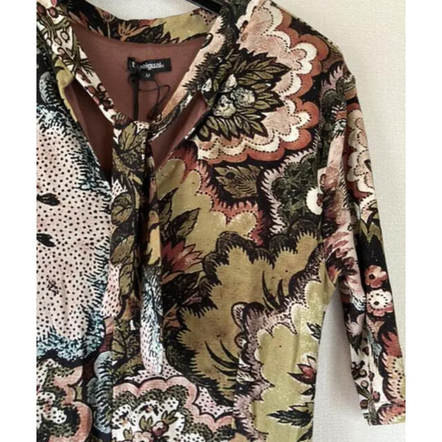 DESIGUAL(デシグアル)の新品✨タグ付き♪定価15,900円　デシグアル　ワンピース　大特価‼️ レディースのワンピース(その他)の商品写真