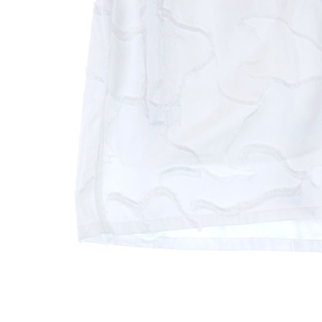 Christian Dior(クリスチャンディオール)のクリスチャンディオール カモフラージュ刺繍 ショートパンツ I38 白 レディースのパンツ(ショートパンツ)の商品写真