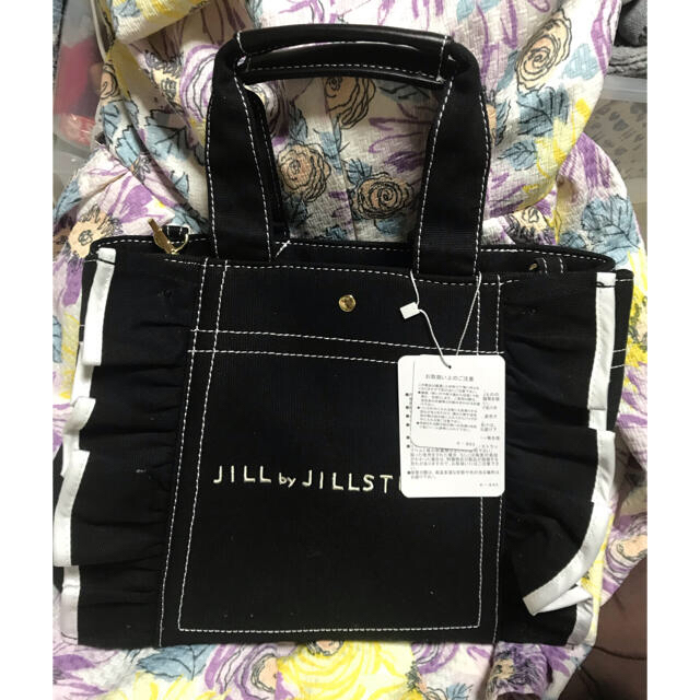 JILL by JILLSTUART(ジルバイジルスチュアート)のジルバイジルスチュアート フリルトートバッグ 大 ブラック レディースのバッグ(トートバッグ)の商品写真