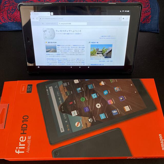 Amazon Fire HD 10 第9世代 32GB ブラック カバー付のサムネイル