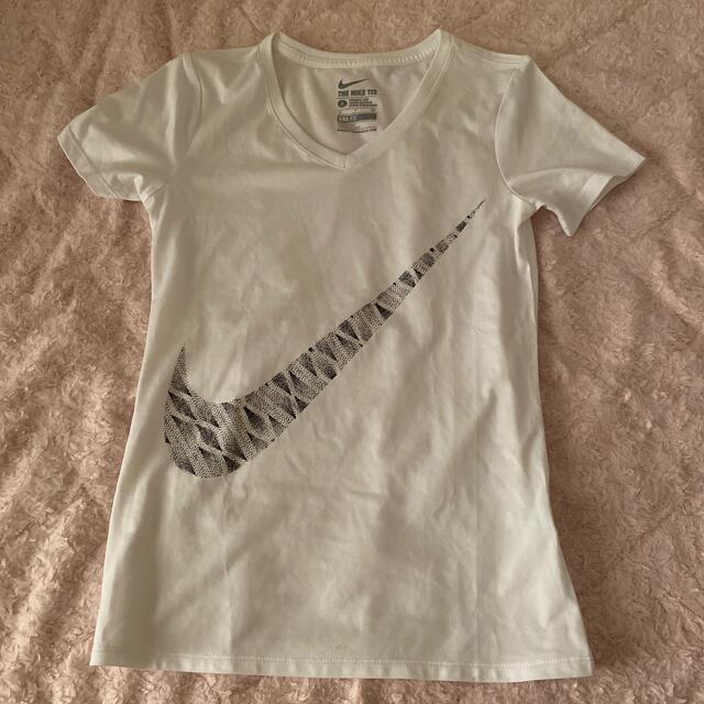 NIKE(ナイキ)のNIKE  ドライフィットＴシャツ レディースのトップス(Tシャツ(半袖/袖なし))の商品写真