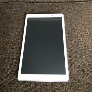 ファーウェイ(HUAWEI)のHuawei au Qua tab 02 HWT31(タブレット)