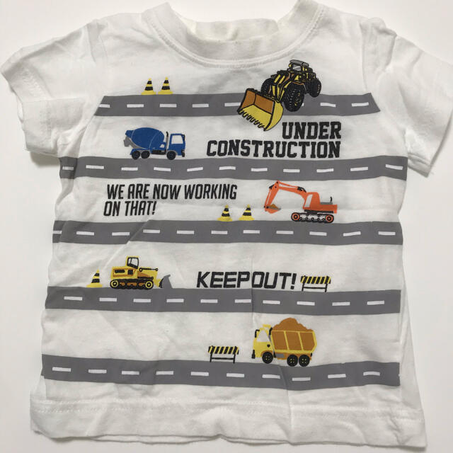 男の子　Tシャツ　3枚セット　働く車 キッズ/ベビー/マタニティのキッズ服男の子用(90cm~)(Tシャツ/カットソー)の商品写真