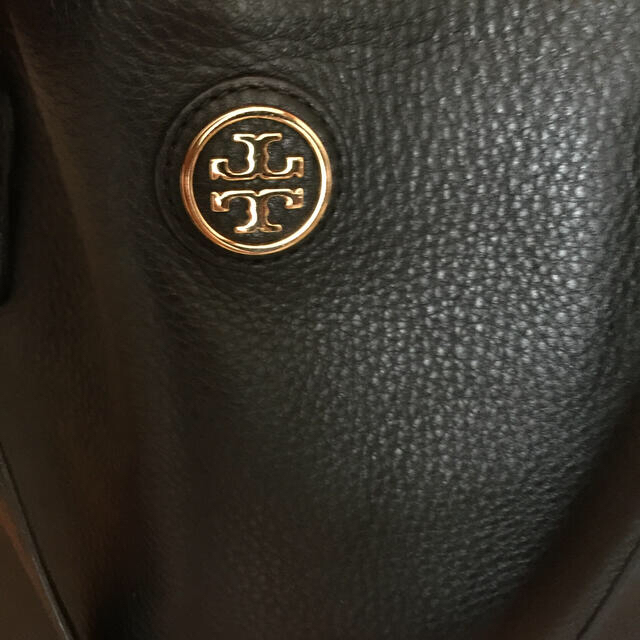 Tory Burch(トリーバーチ)の美品🖤肩掛け可能  トリーバーチ  トートバッグ レディースのバッグ(トートバッグ)の商品写真