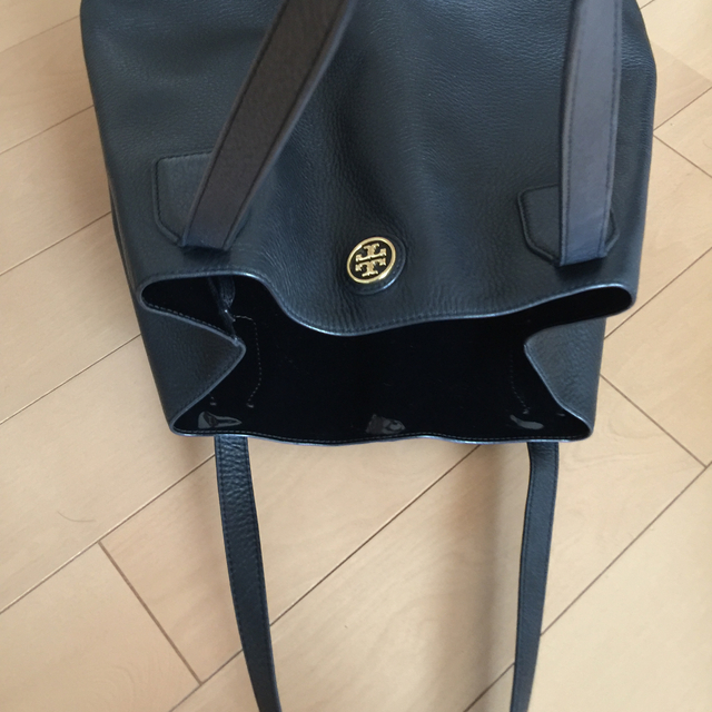 Tory Burch(トリーバーチ)の美品🖤肩掛け可能  トリーバーチ  トートバッグ レディースのバッグ(トートバッグ)の商品写真