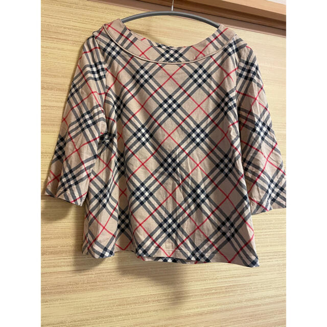 BURBERRY(バーバリー)のバーバリー　カットソー　サイズ5 レディースのトップス(カットソー(半袖/袖なし))の商品写真